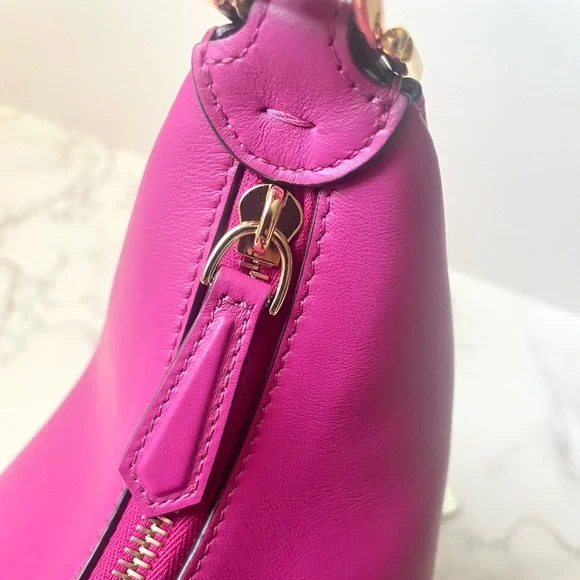 ❌SOLD❌ New Fendi Fendigraphy Small Leather Shoulder Bag - Picture 9 of 14